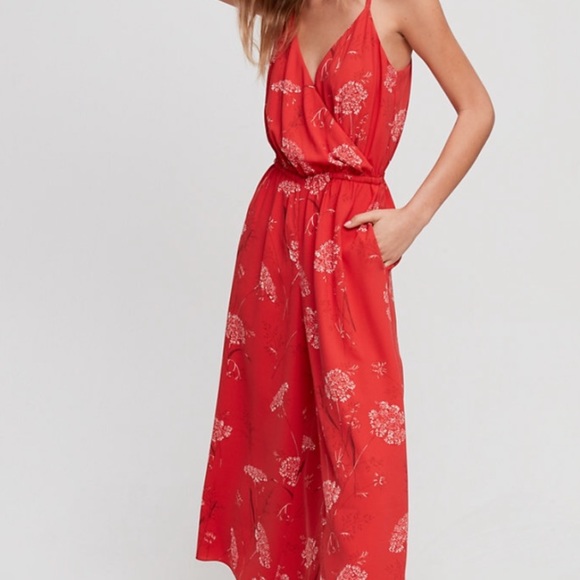 Wilfred Aritzia Scarlett Red Jumpsuit. Size M - Picture 7 of 8